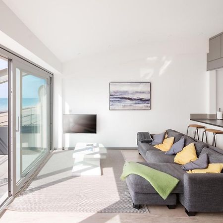 Lancing Beach Apartment. Экстерьер фото